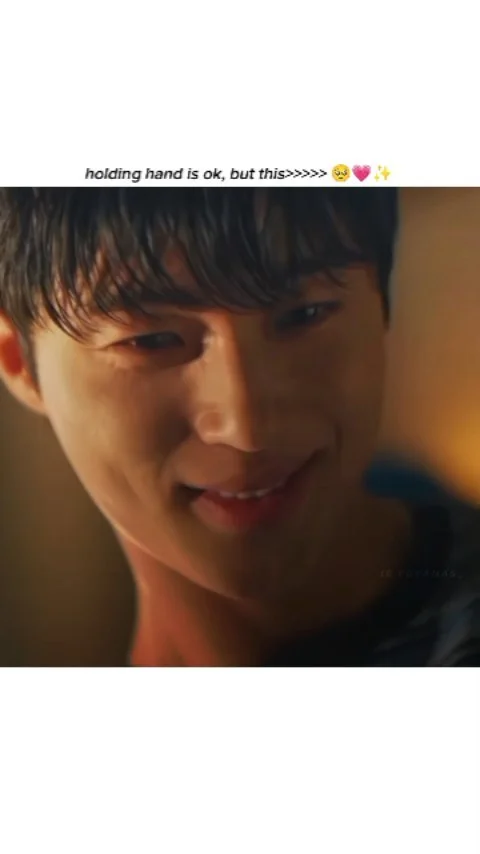 He madly in love with her>>>🥹🫶🏻❤️

.
#lovelyrunner #byeonwooseok #kimhyeyoon #kdramas #kdrama #kdramaedit #koreandrama #explore #fyp
