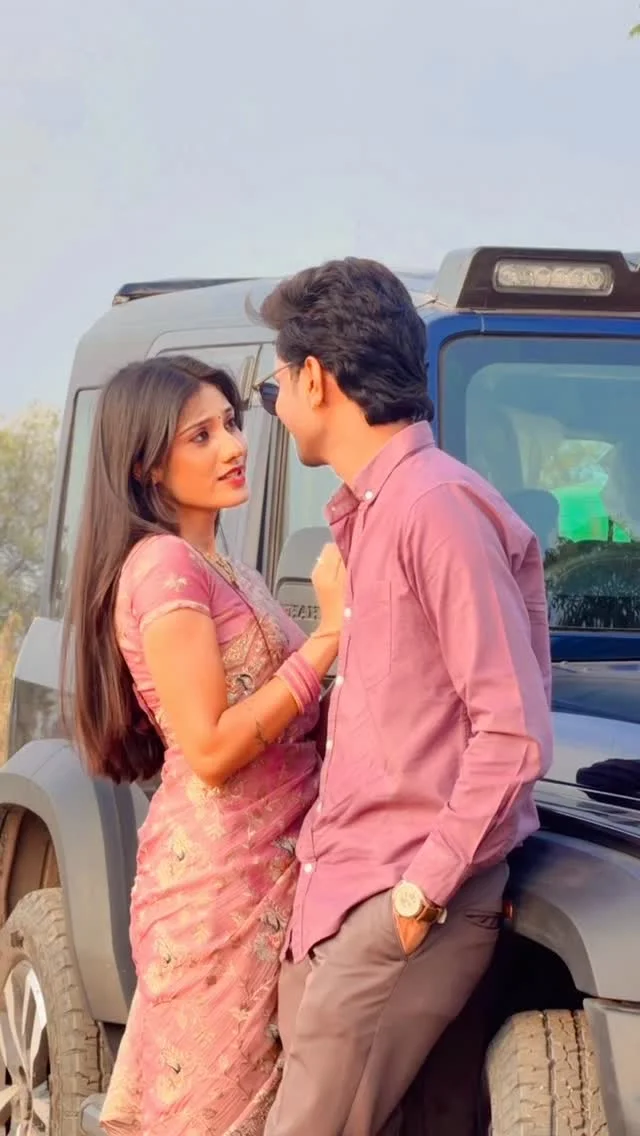 साजन 🙈 @rushikesh_18 ♥️
.
.
.
Shoot By : @harshad_gadekar_26 
.
#aarushi #viral #love #couple #rushiaarohi