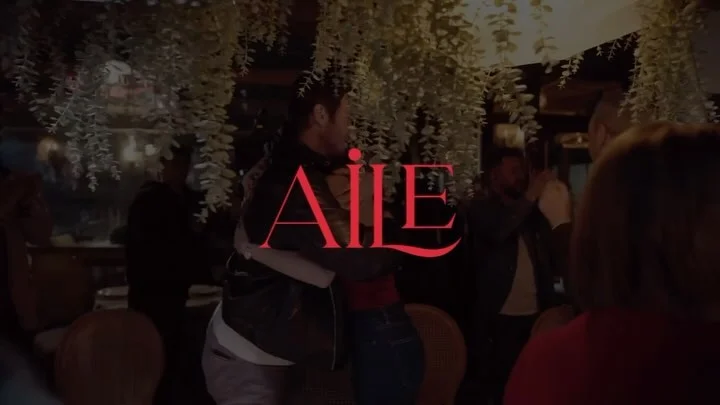 Yeryüzünde sevginin en güçlü halidir aile. 
Sevginizin asla eksilmemesi dileğiyle.Bu güzel yolculukta bizimle 