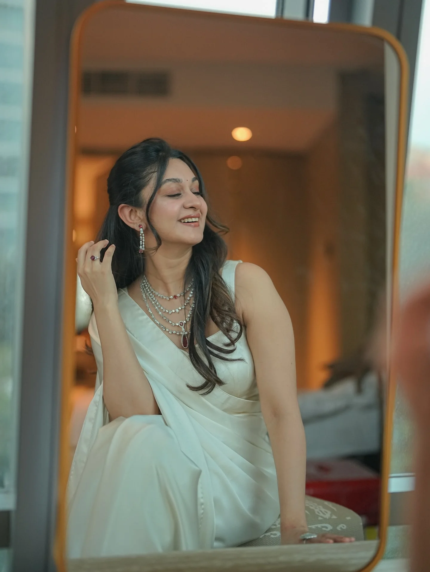 #SeethaPayanam 🌹 

Styled by @khushi_jagadisha 
Photography @chanduphotography._ 
MUAH @aishwaryaarjun 😜✨