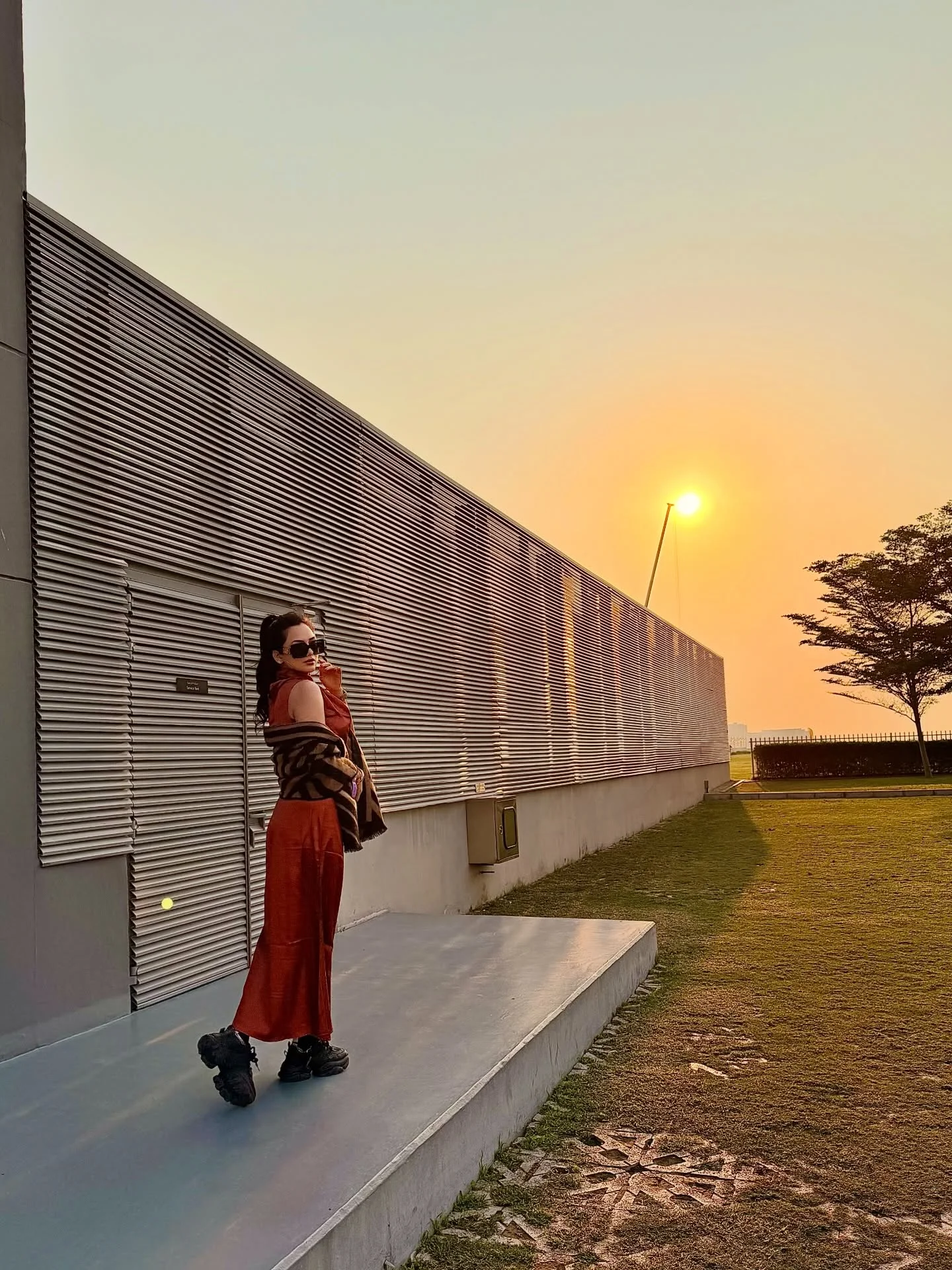 Highlights of my day in one #photodump….. 
.
.
.
.
.
#travelgram #akankshachamola #dubai #curvyfashion