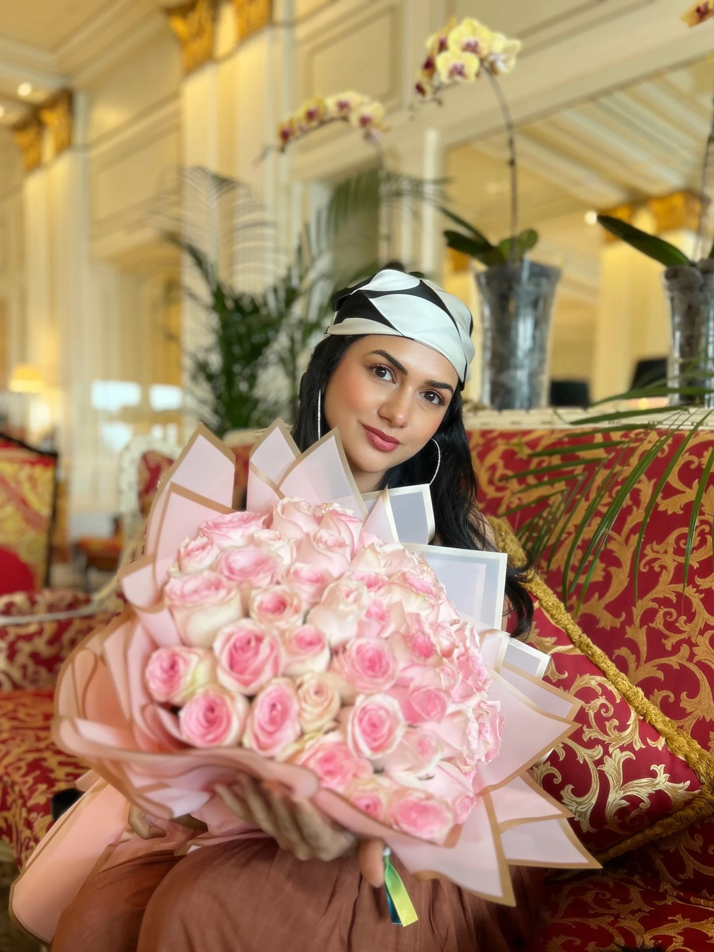 My Day in no particular order………. 

#dubai
.
.
.
.
#akankshachamola #curvywomen #travelgram #outfitinspo