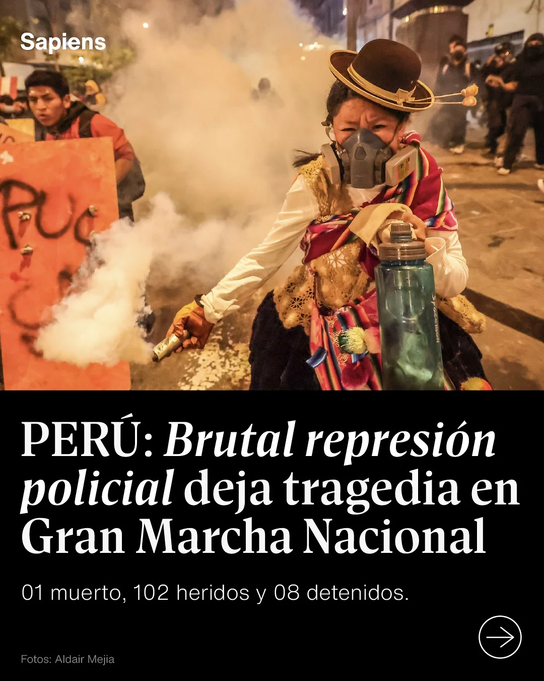 🇵🇪🚨En Perú, marcha ciudadana fue brutalmente reprimida por la @policiaperu PNP.

Ciudadanos del país salieron a las calles este 15 de octubre, movidos por el hartazgo frente a una clase política que ha permitido:

📍1,710 homicidios en solo diez meses.
📍La aprobación de leyes que favorecen al crimen organizado (como la Ley 32108 y la Ley 32138).
📍El aval a un presidente acusado de violación sexual y enriquecimiento ilícito.

¿Cómo puedes ayudar? 

• Familia de Mauricio Ruiz, cantante urbano conocido como “Truko” asesinado en protesta.

Yape: 914710050 Fabio Ruiz Plin: 924042136 Rober Rios

• Familia de Luis Reyes, joven en estado de coma tras recibir un impacto en la cabeza.

Comunicarse con su tía, Herli Rodríguez al: 999 985 224. Ella está a cargo de recepcionar toda donación para la intervención quirúrgica. Colocar “Apoyo Luis” como descripción.

¿En qué momento protestar se convirtió en un crimen que te cuesta la vida? 👁️

🎞️ Fotografías: @aldairmejia_photo 
Fotoperiodista peruano 

#QueSeVayanTodos #MarchaNacional #15deOctubre #CrisisPerú #Sapiens