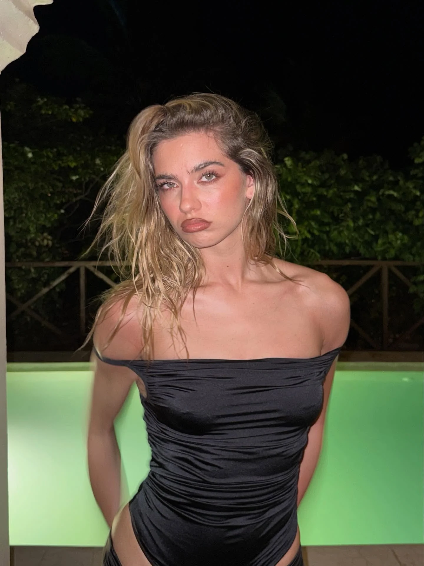 #ADV @yslbeauty se scorrendo questo post ti è arrivata una folata di vento, scusami, sono le mie lunghissime e foltissime ciglia!
Come posso farmi perdonare????? #yslmakeup #lashlatex #mascara